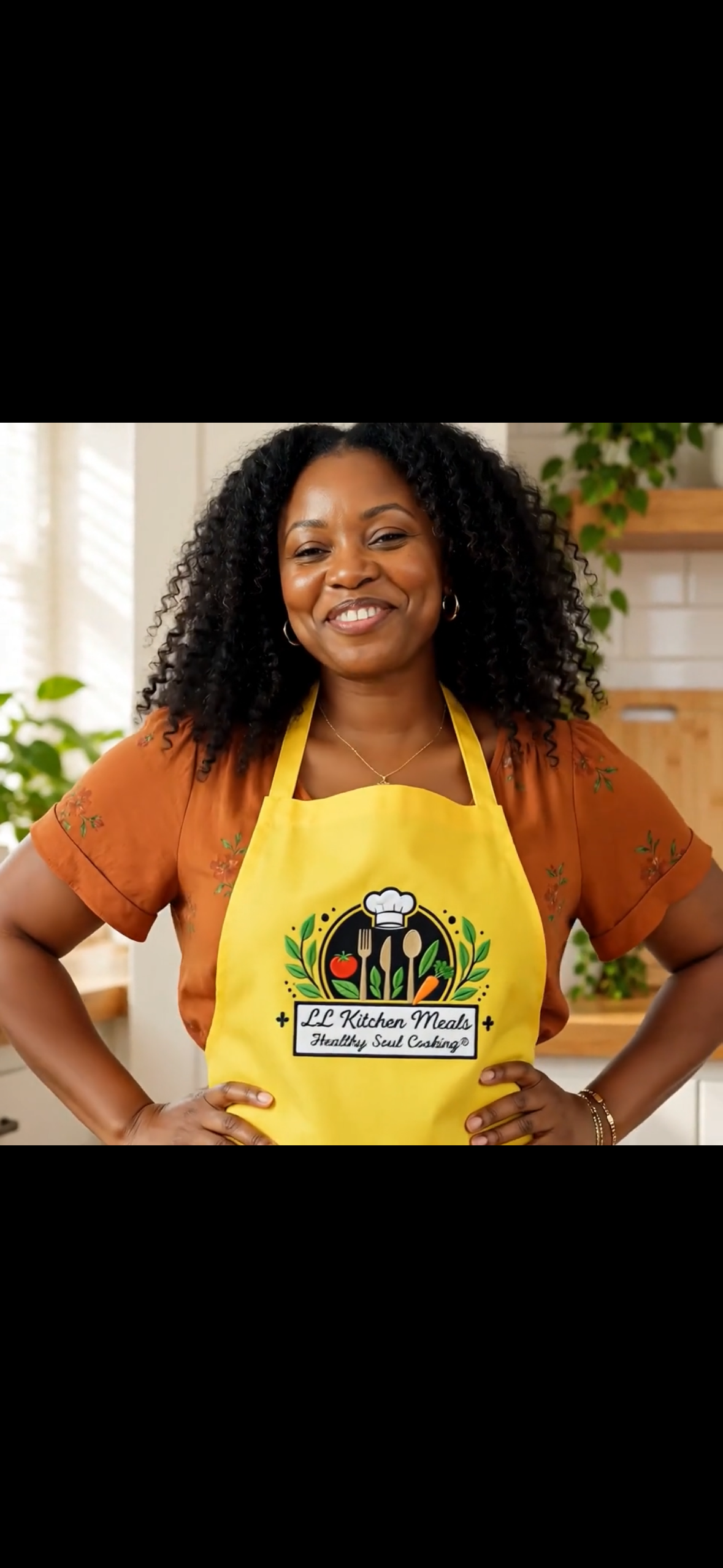 LL Kitchen Meals Signature Apron